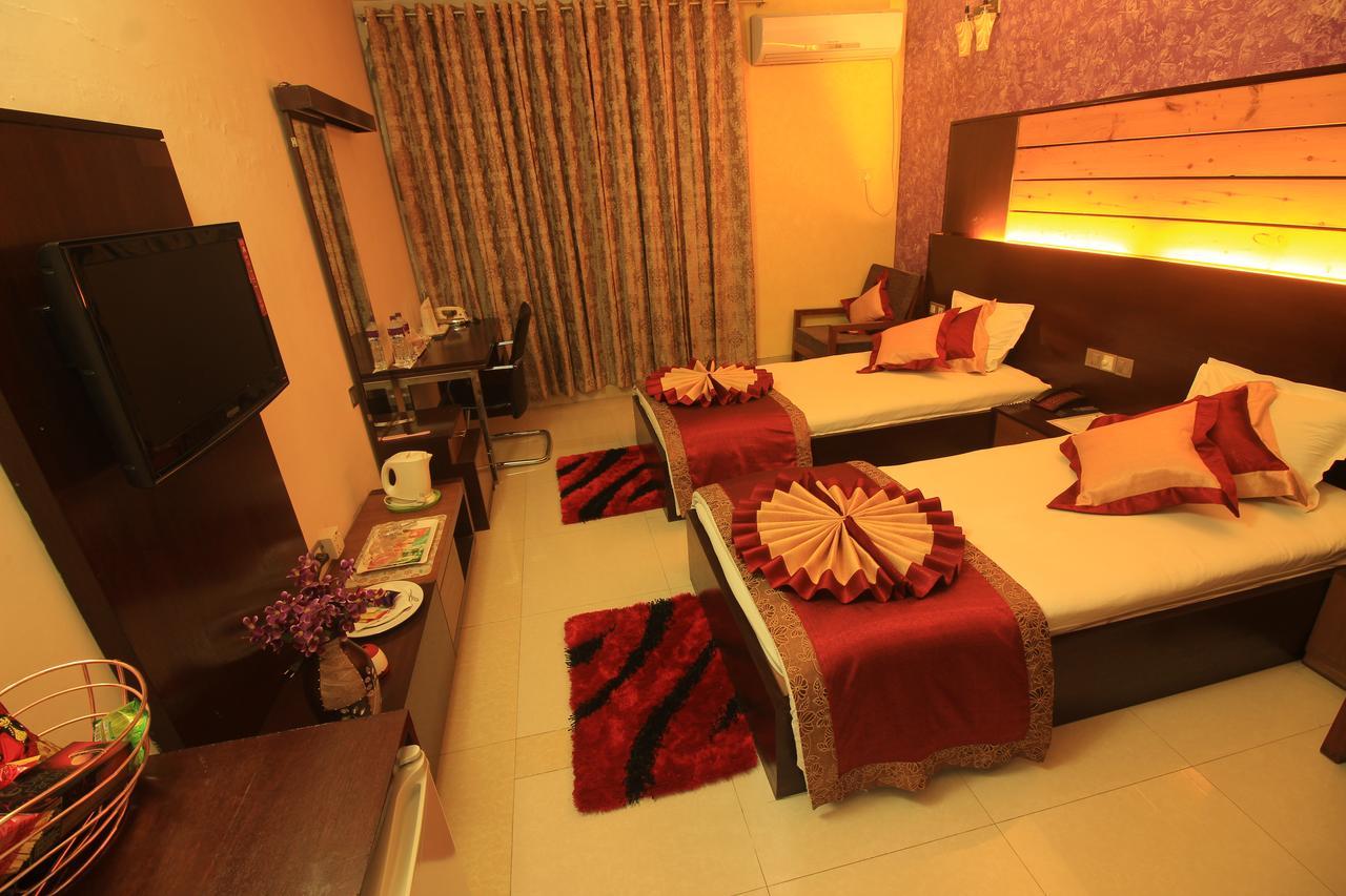 Tiger Garden Int Hotel Khulna Exterior foto