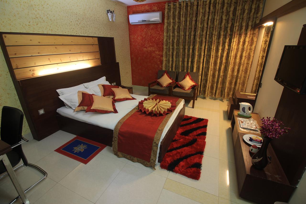 Tiger Garden Int Hotel Khulna Exterior foto
