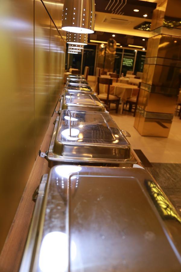 Tiger Garden Int Hotel Khulna Exterior foto